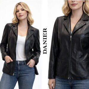 Danier Black Leather Jacket Small Zip Front Classic Moto
